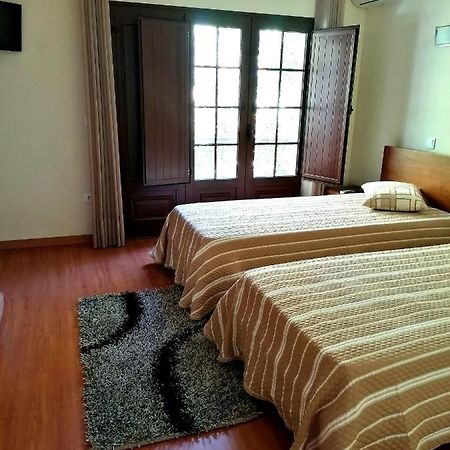 Restaurante Vessada - Alojamento Local Hotel Valdosende ภายนอก รูปภาพ